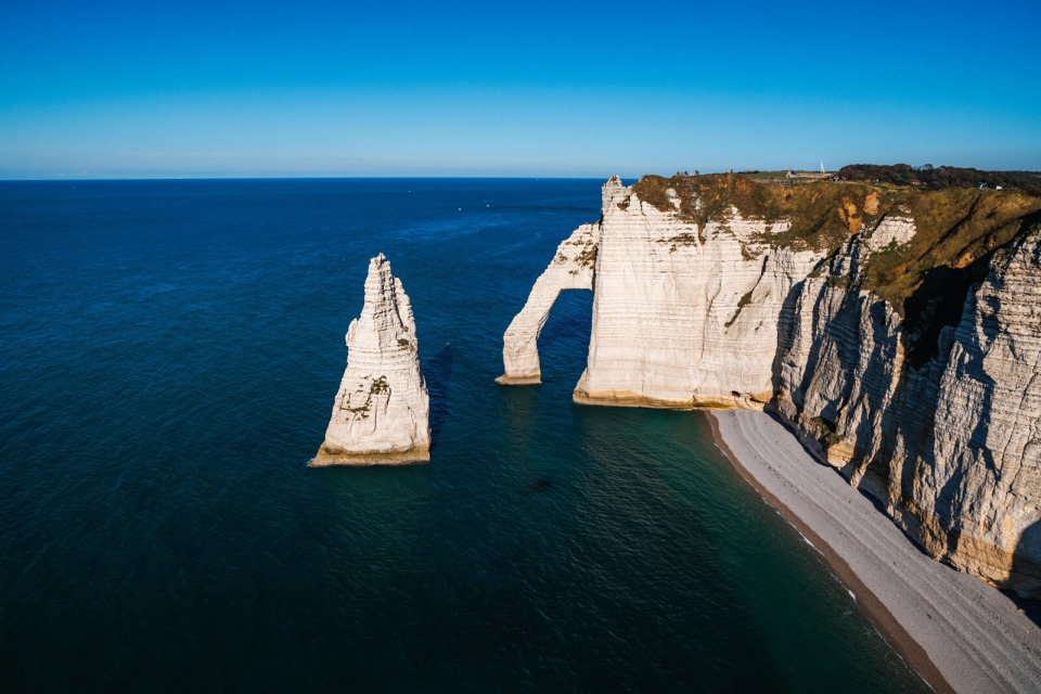 Arches et aiguille d'Étretat, inspiration impressionniste.