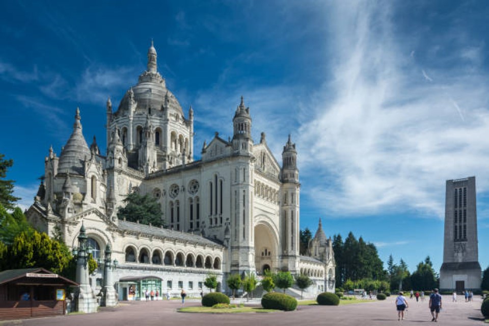 Fête du Centenaire de la Canonisation de Sainte Thérèse